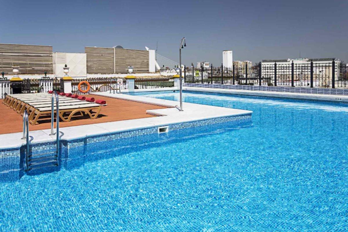 Exe Macarena Hotel 4*