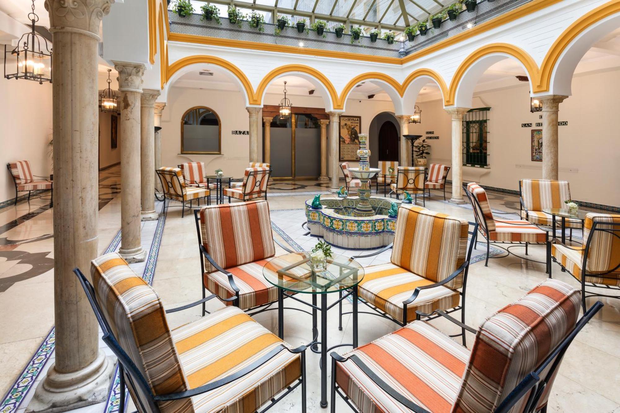 Hotel Exe Macarena