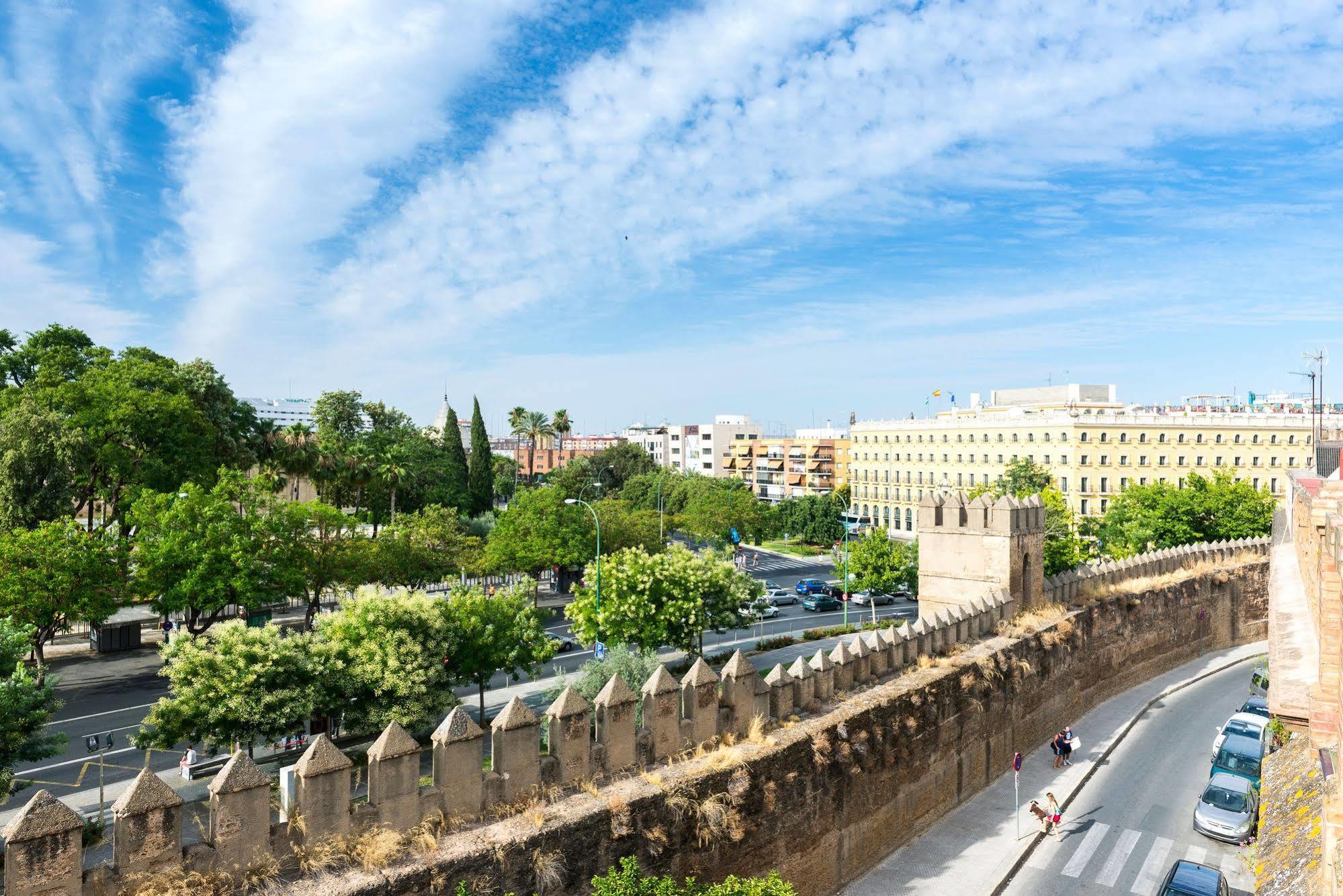 Hotel Exe Macarena 4*